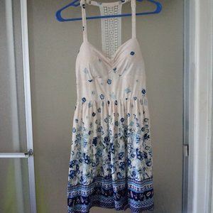 No Boundaries Floral Dress White Blue Sz. M (7-9)